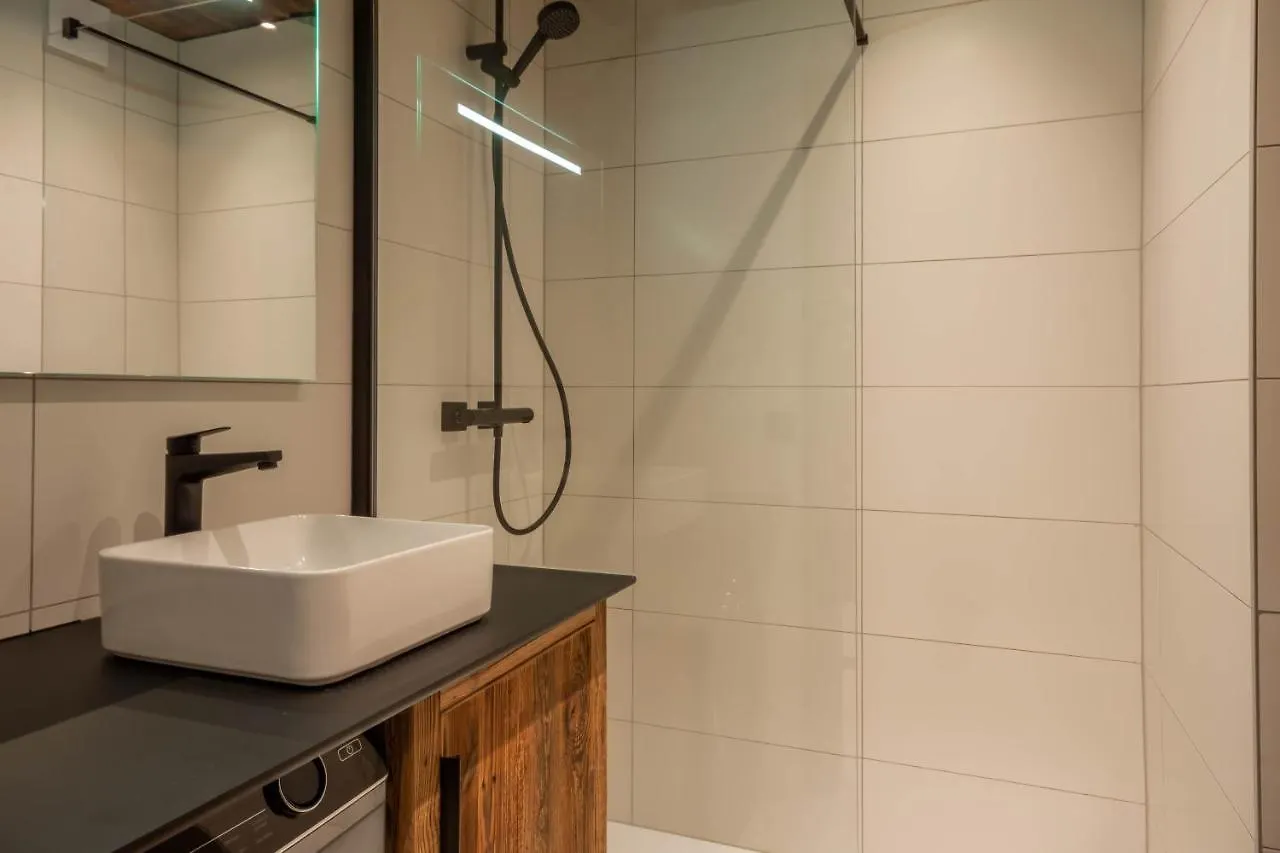 Chevruls A9 Apartment Morzine